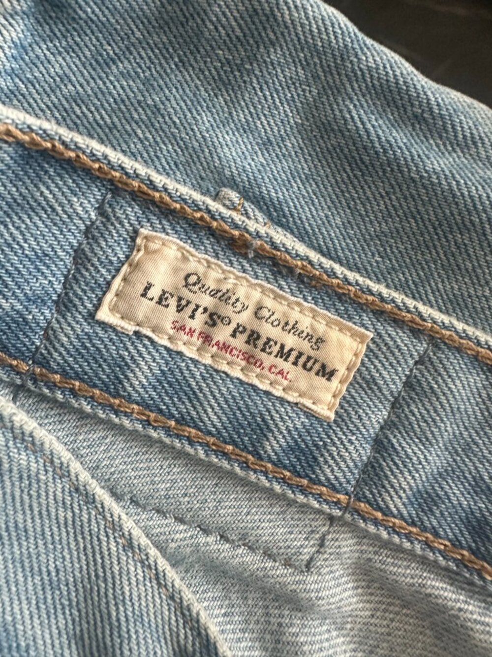 LEVIS High Waisted Taper Jeans - Picture 5 of 7